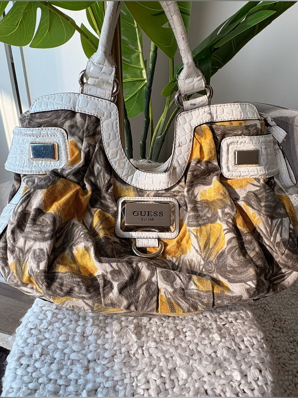 Vintage Y2K GUESS Floral Croc Embossed Ruched Slouchy Hobo Shoulder Bag Purse
